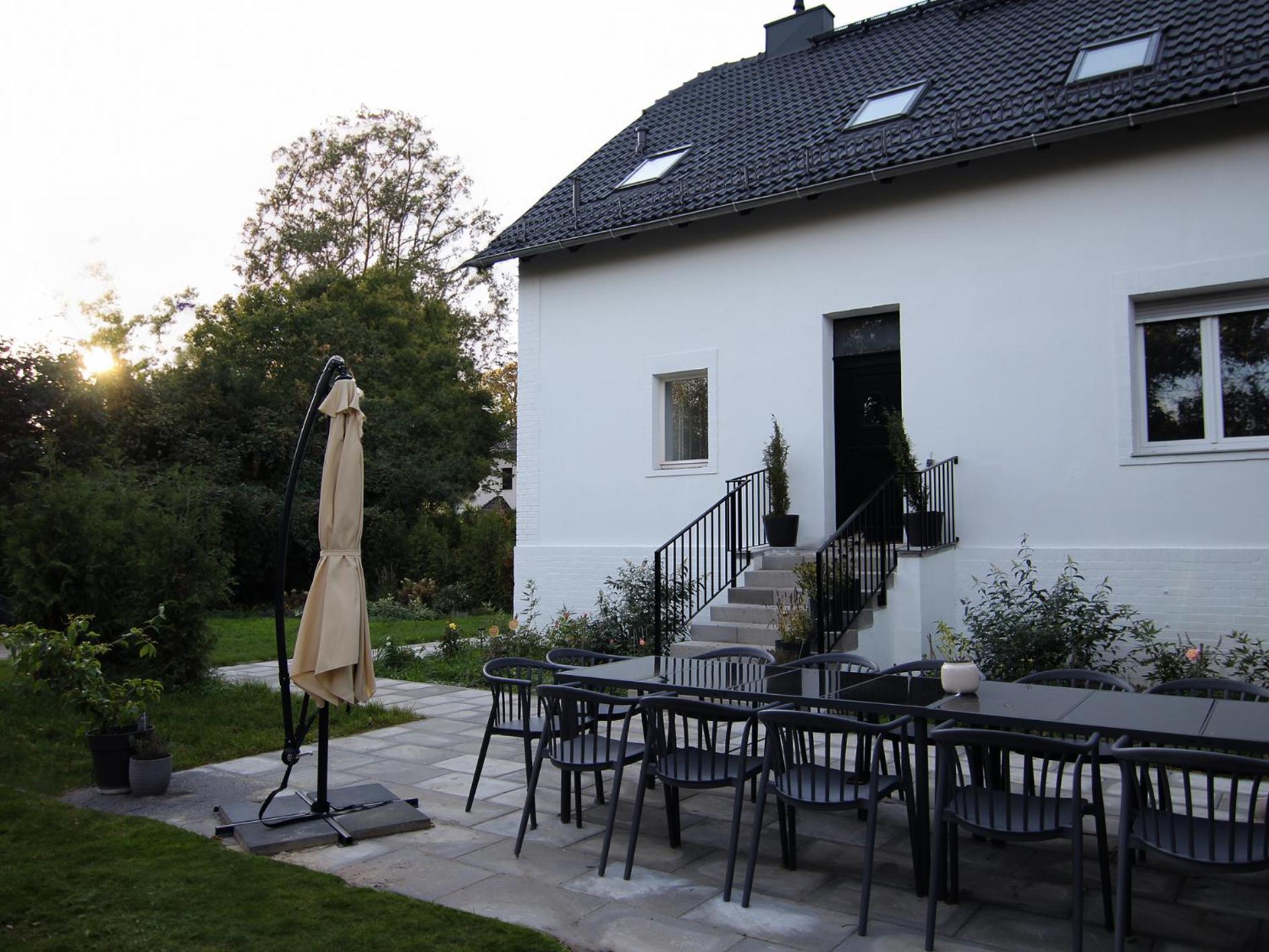 Haus Mit Pool, Garten Und Gym In Berlino